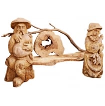 Резные фигуры из массива дуба.